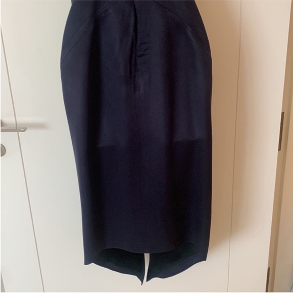 Cushnie Et Ochs Dark Navy Blue Asymmetrical Hem
Spaghetti Strap Slip Dress 0 - Picture 10 of 11